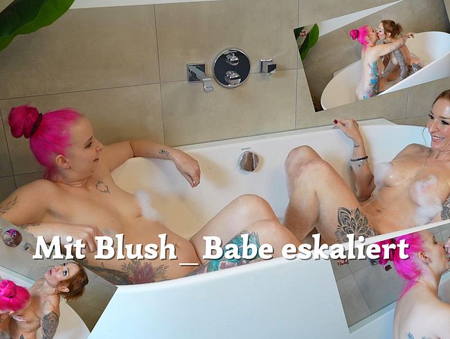 Wochenend-fi** mit Blush_Babe: Badewanne explodiert vor Geilheit! Nächstes Mal MMF?