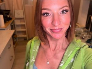 s*xy Rachel Porno Video: Frust abspri**en Deluxe!!! Meine Mitbewohner machen mich wild???