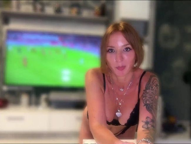 s*xy Rachel Porno Video: Fußball Verführung!! Wärst du mit dieser Ablenkung einverstanden??