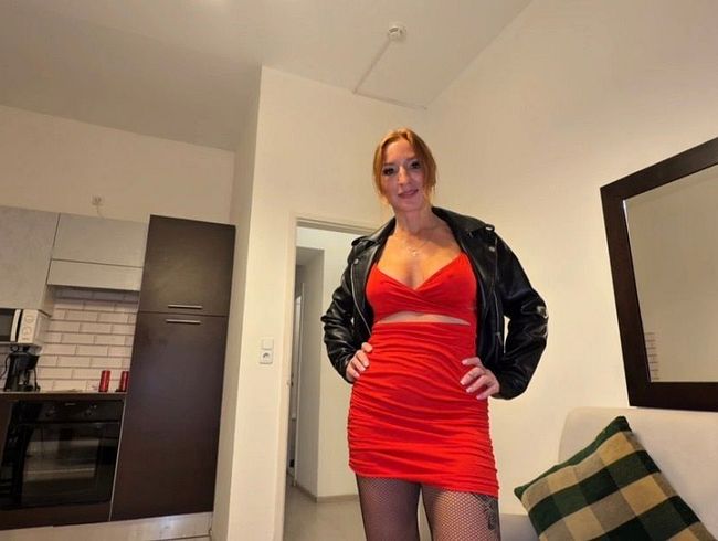 s*xy Rachel Porno Video: Geile MILF drei*ochstu*e verführt besten Freund – ana* in allen lö**ern für verbotenen Spaß!