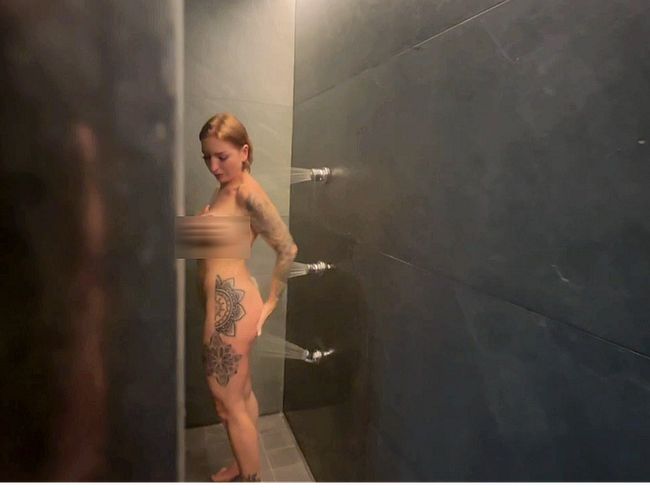 s*xy Rachel Porno Video: Von geilen Spanner in der Therme vollgepumt!! Ob es die anderen mitbekommen haben?